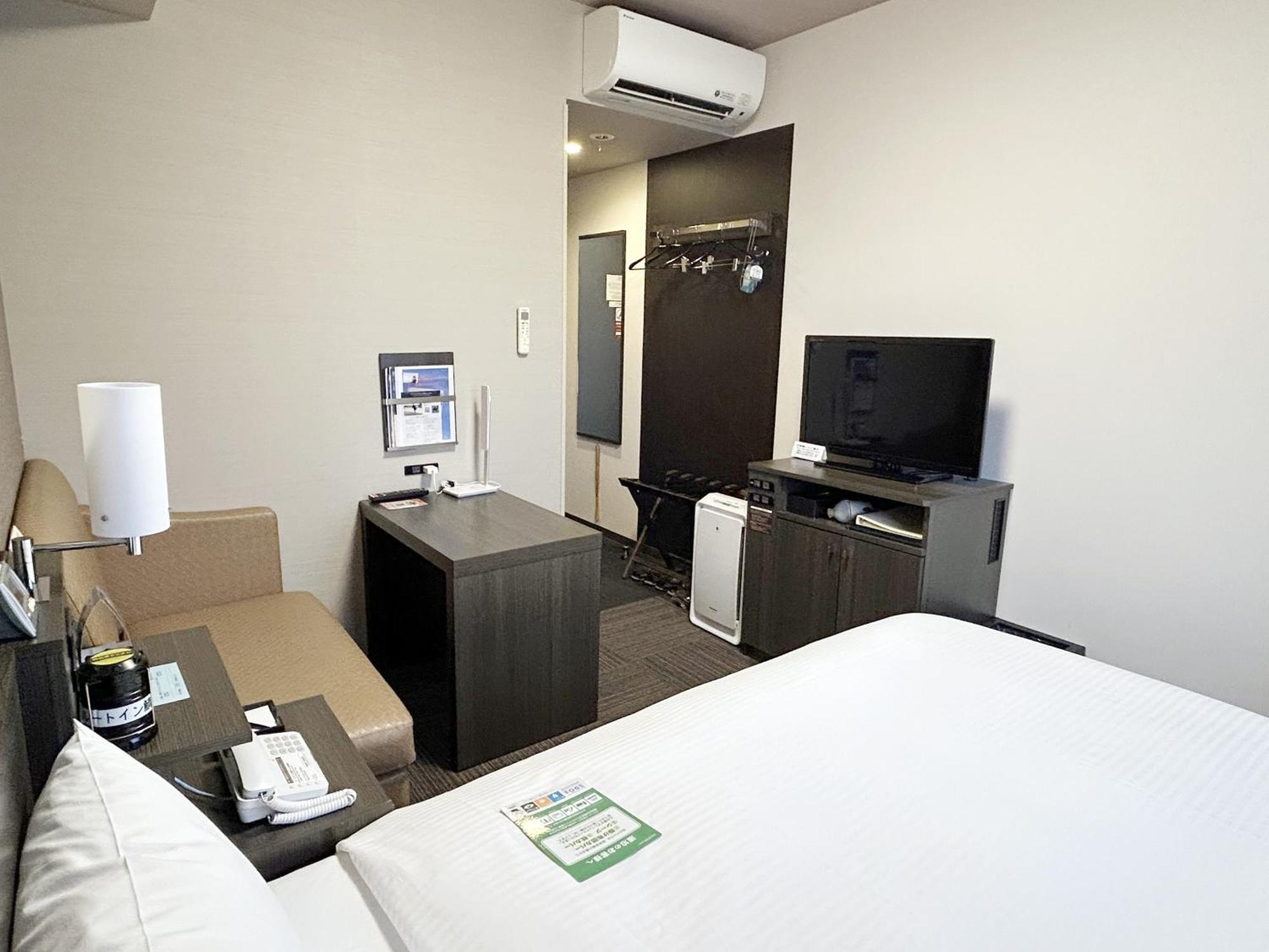Hotel Route-Inn Sabae -Kokudou 8 Gou- Exteriör bild